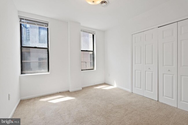 Building Photo - 2514 13th St NW