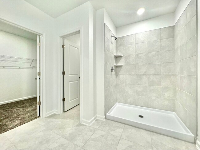 Building Photo - 1169 Deepwater Cir
