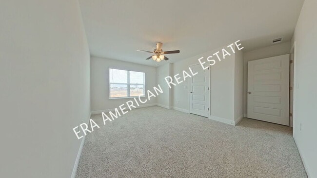 Building Photo - 2547 Cliff Hollow Cir