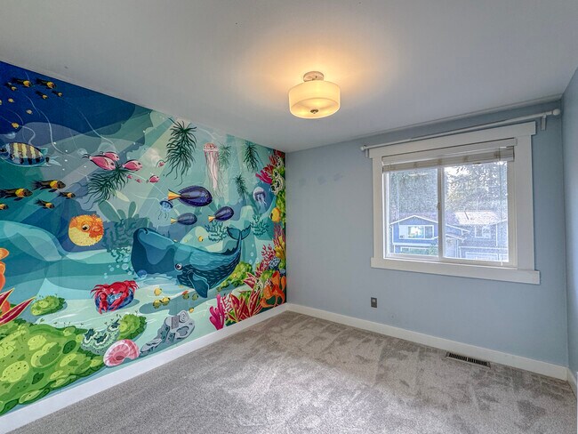 Building Photo - 9300 NE 132nd Pl