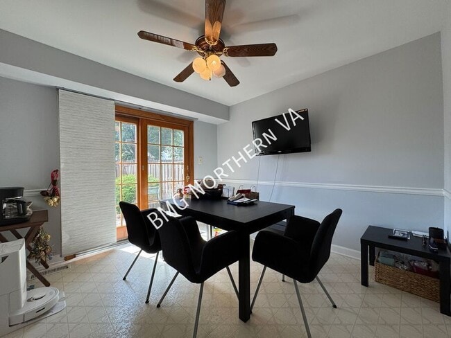 Building Photo - 6118 Rocky Way Ct