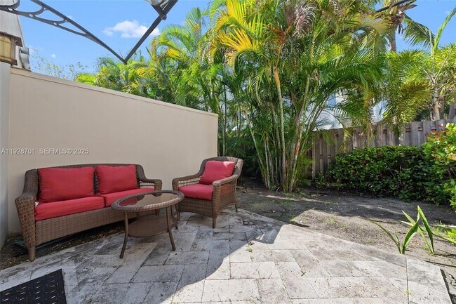 Building Photo - 4213 Bougainvilla Dr