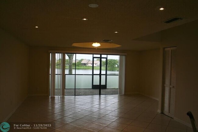 Building Photo - 4733 NW 90th Ave