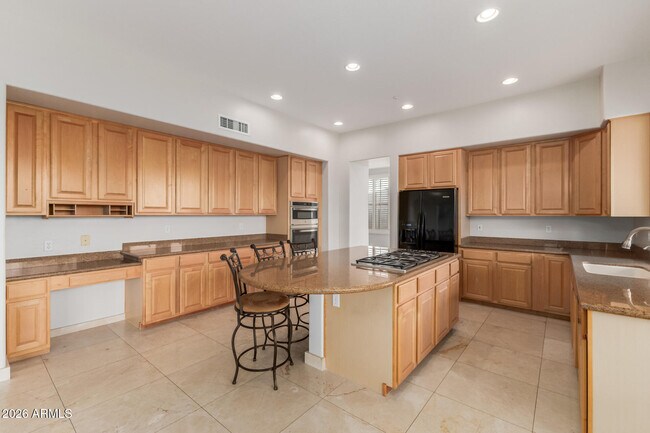 Building Photo - 10872 E Raintree Dr