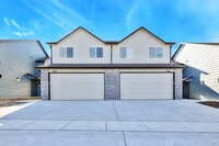 Building Photo - 7243 E 34th St N