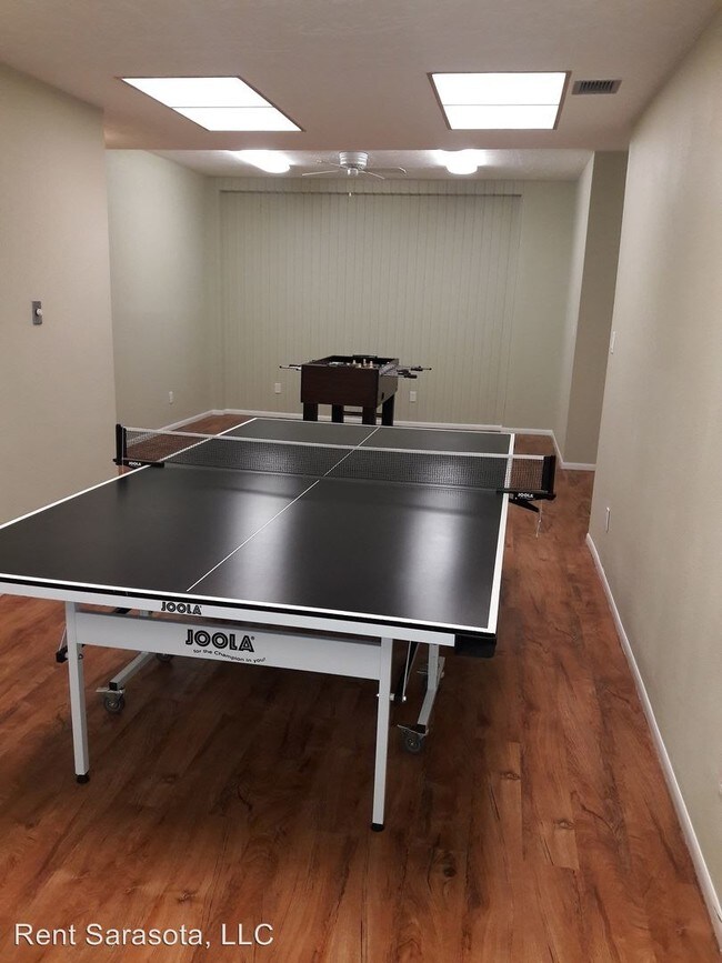 Building Photo - 4330 Falmouth Dr