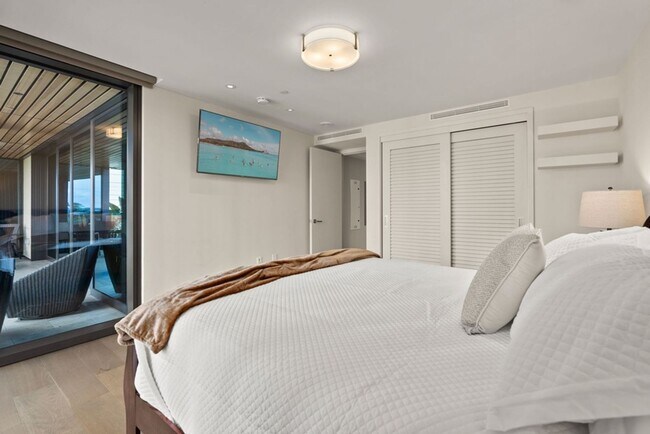 Building Photo - Park Lane Getaway by Gather: 2BR Oceanview...