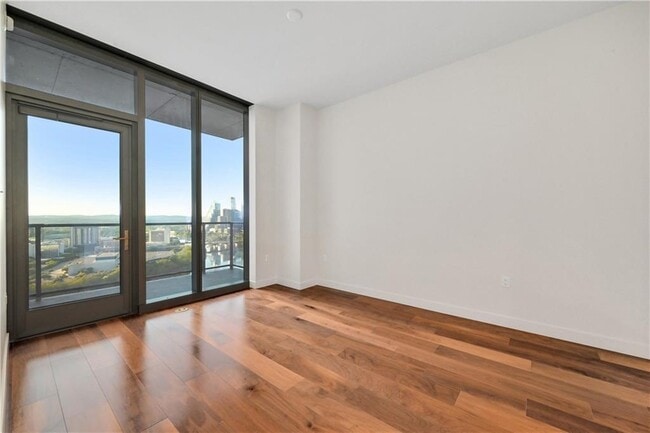 Building Photo - 44 East Ave