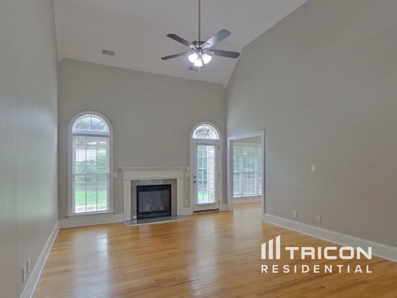 Building Photo - 1129 Moray Ct