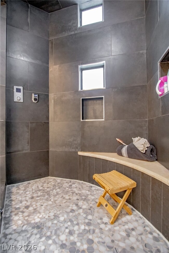 Building Photo - 69 Hawk Ridge Dr