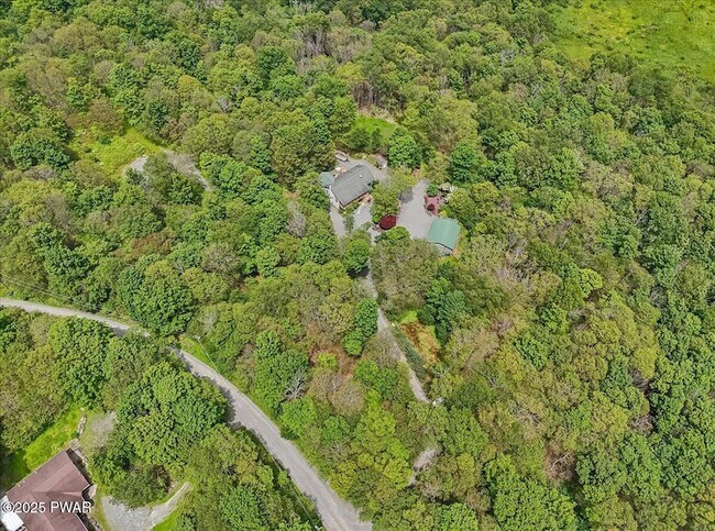 Building Photo - 134 Split Rock Rd