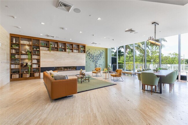 Building Photo - 16385 Biscayne Blvd