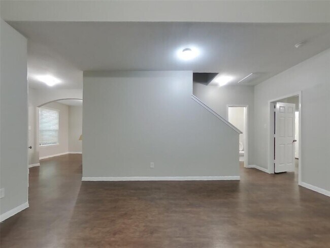 Building Photo - 21439 Palma Grove Way