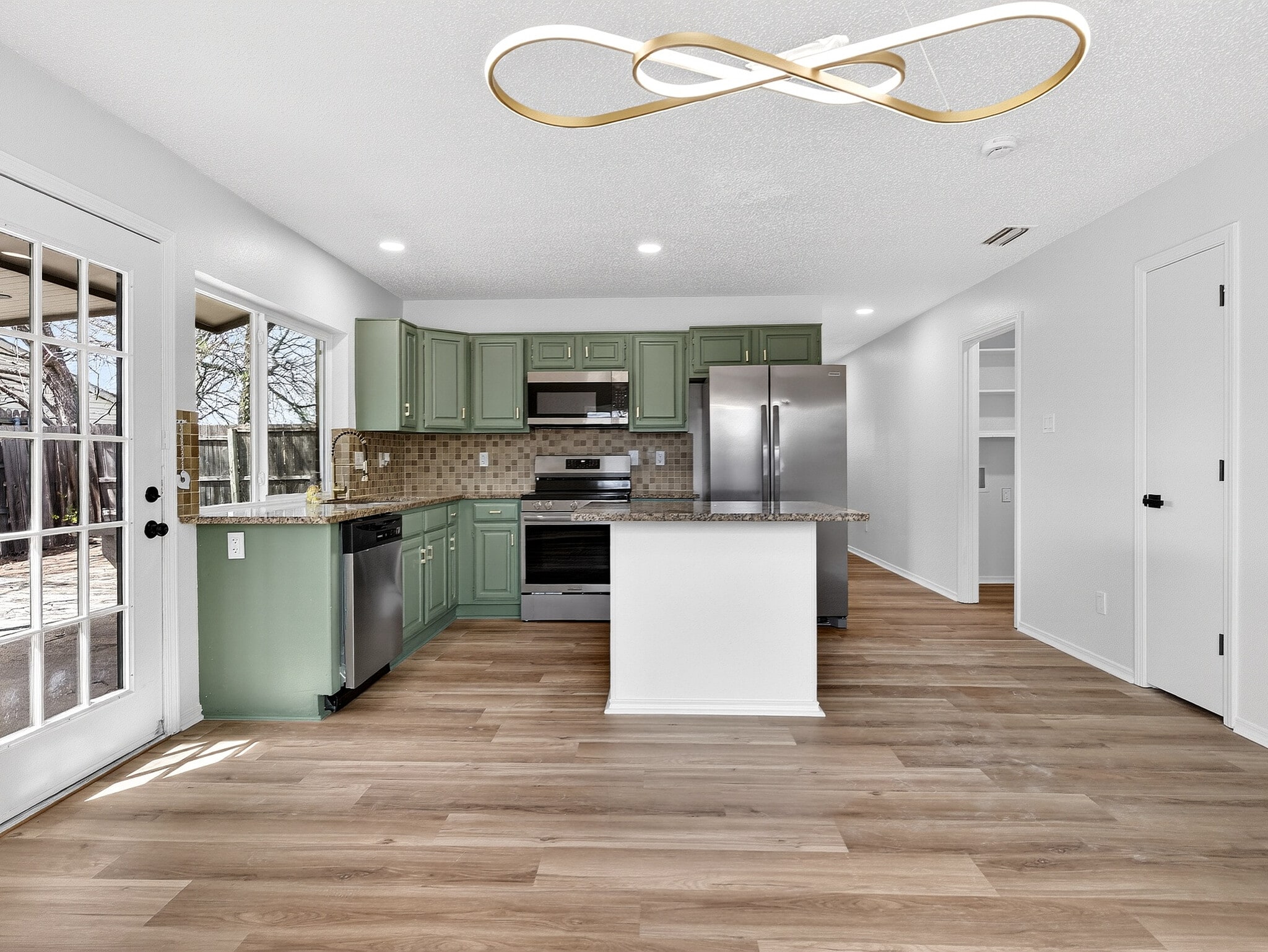 Building Photo - 3808 Glover Dr