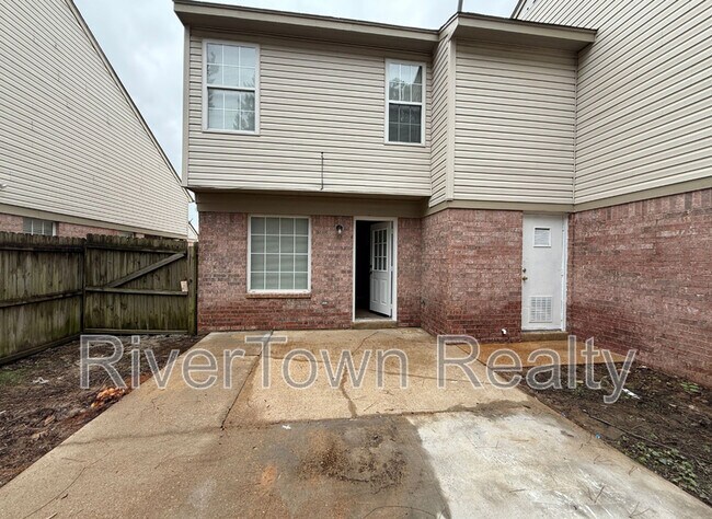 Building Photo - 7986 Marsha Woods Dr