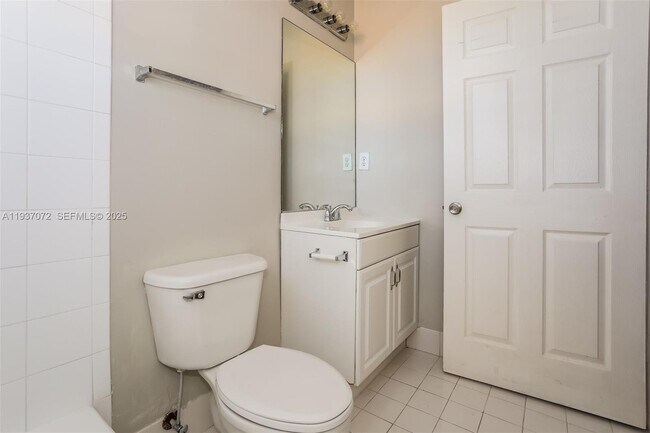 Building Photo - 24521 SW 110th Ave