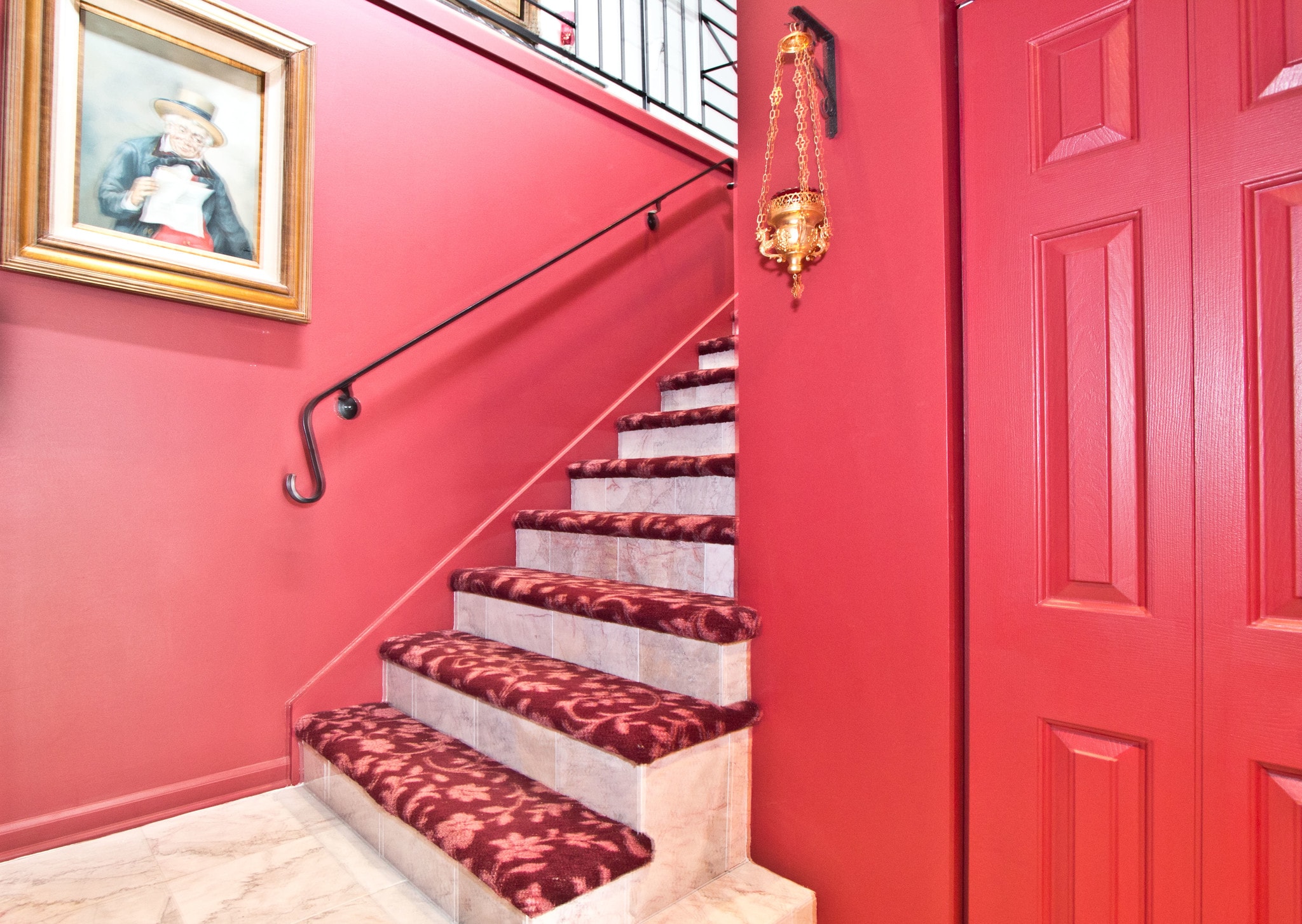 Entryway - 500 Edwards Blvd