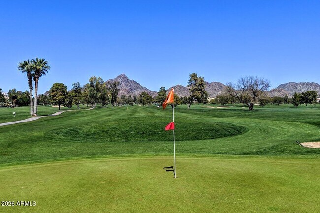 Building Photo - 6218 N 30th Pl