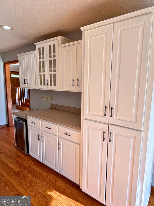 Building Photo - 1818 Union Carbide Rd