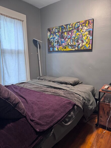 Building Photo - 60 Saint James St