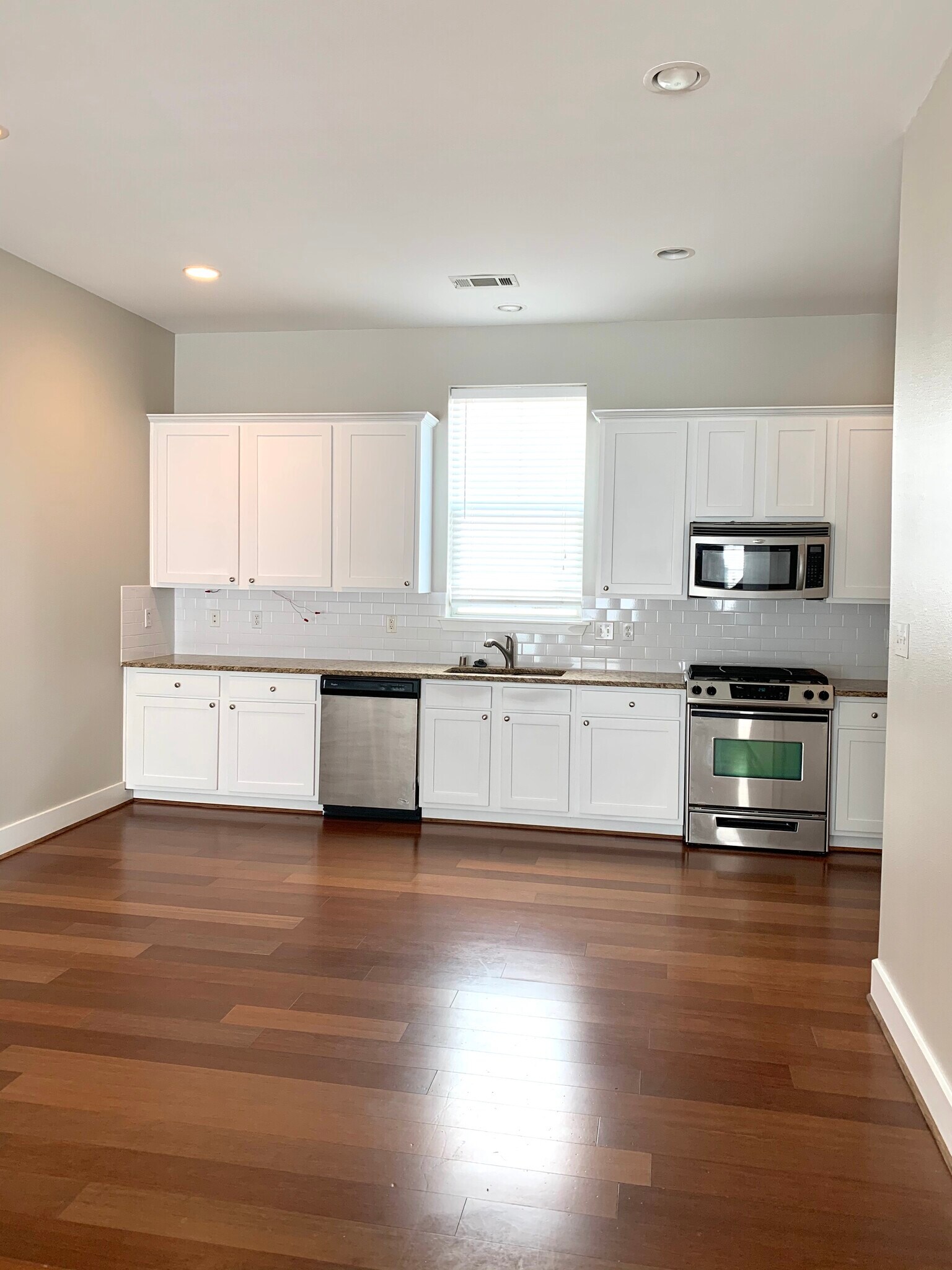 Building Photo - 1604 Tribeca Way