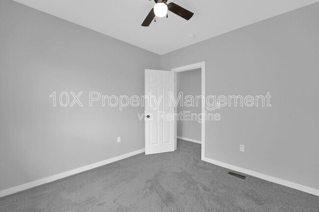 Building Photo - 1595 Cleveland Ave