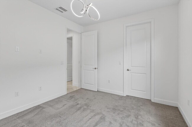 Building Photo - 11765 SW Poseidon Way