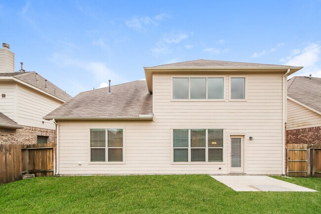 Building Photo - 21324 Kings Guild Ln