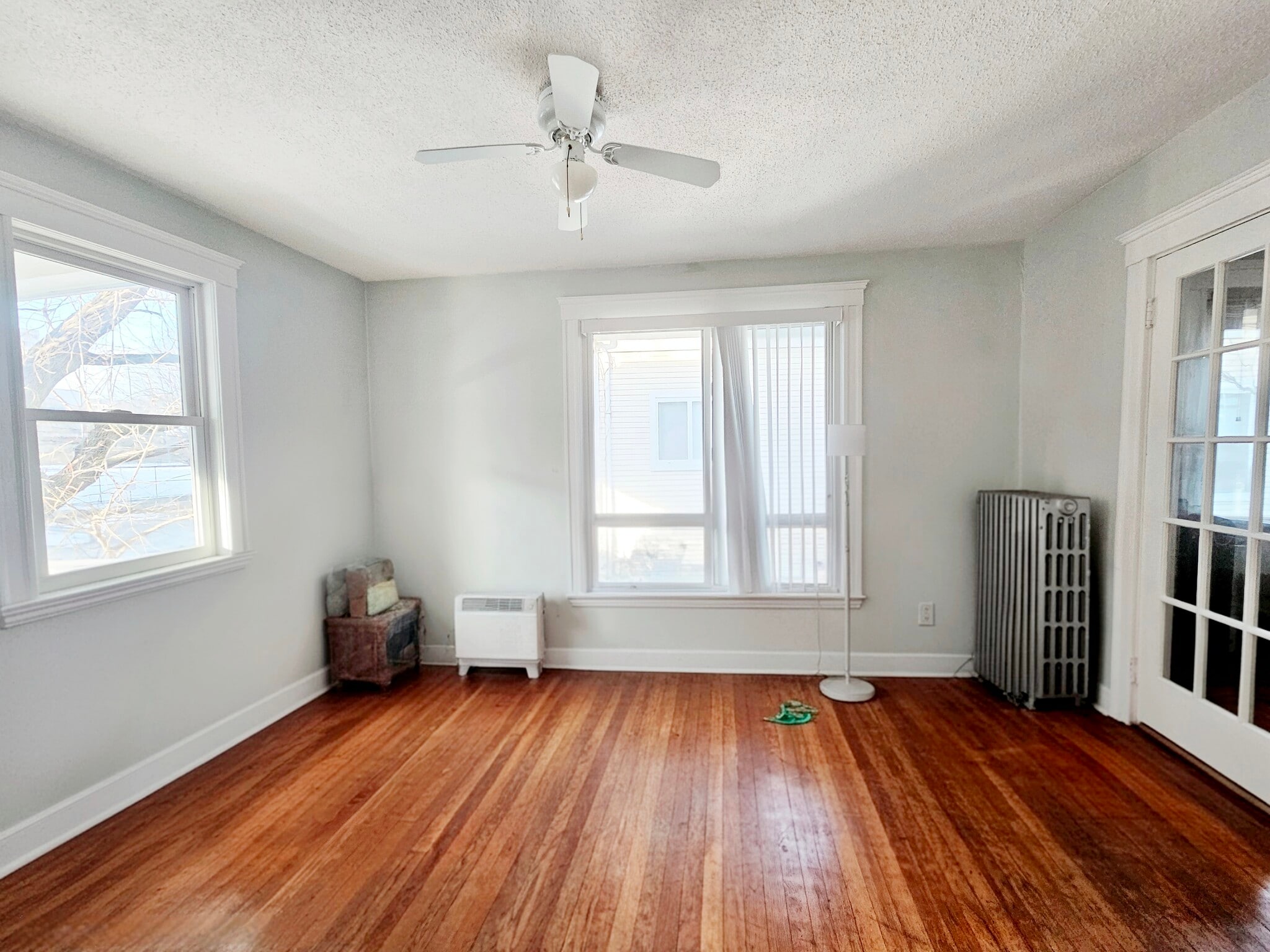 Building Photo - 44 Day St