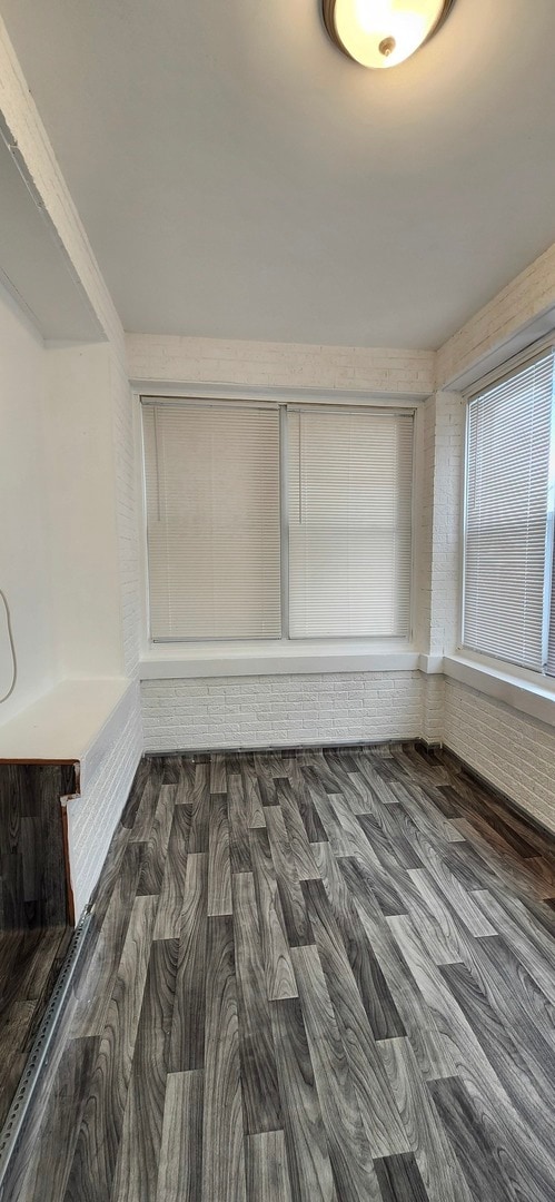 Building Photo - 1453 N Lotus Ave