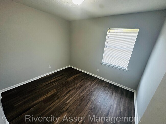 Building Photo - 2232 Amethyst Cove