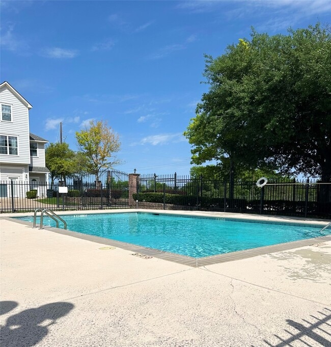 Building Photo - 176 Binnacle Ct