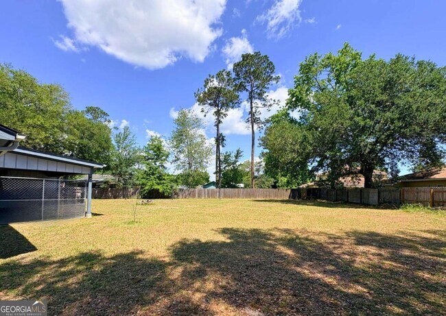 Building Photo - 142 Woodvalley Ct