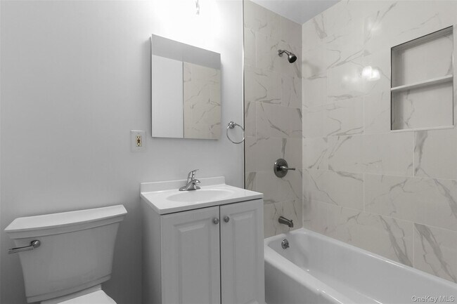 Building Photo - 372 Central Park Ave