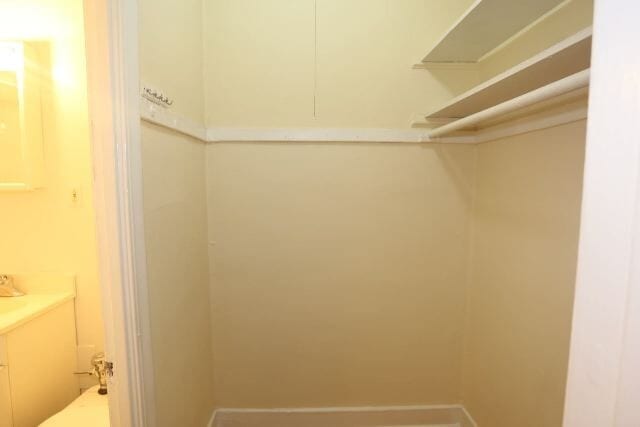 Building Photo - 541 W Arlington Pl