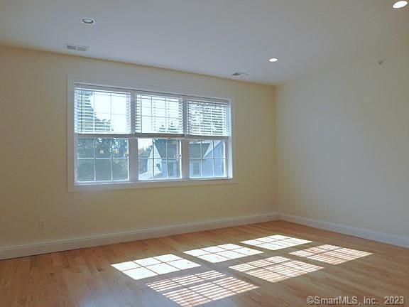 Building Photo - 390 Boston Neck Rd