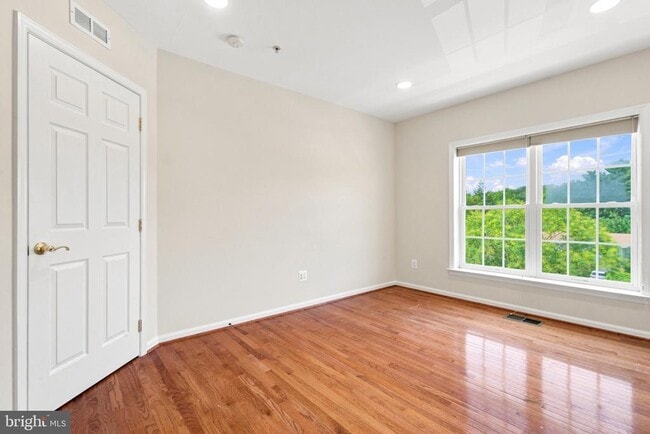 Building Photo - 4523 Whittemore Pl