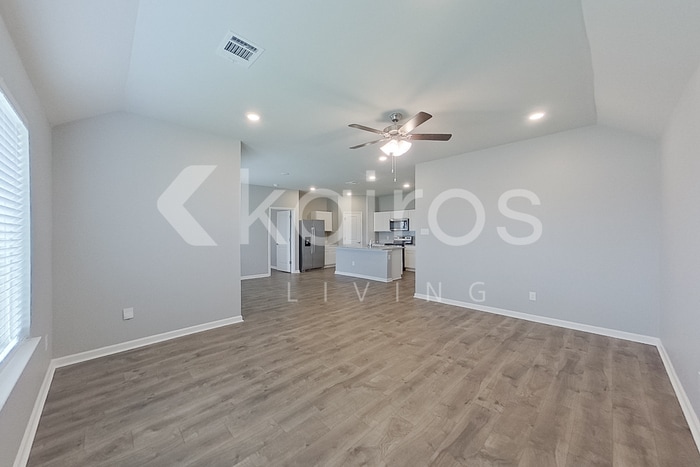 Building Photo - 113 Yardley Ct