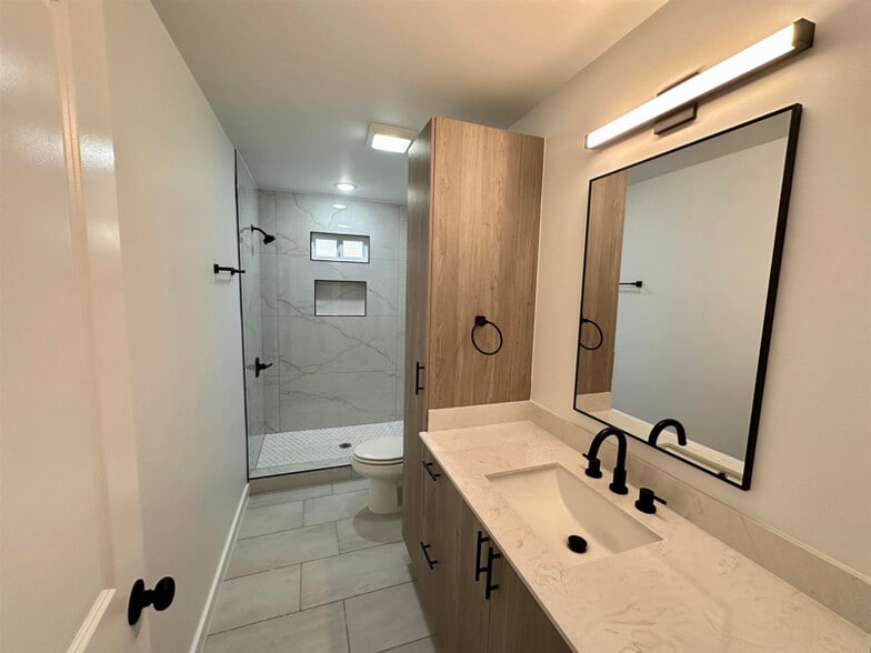 Building Photo - 8218 Casa Verde Rd