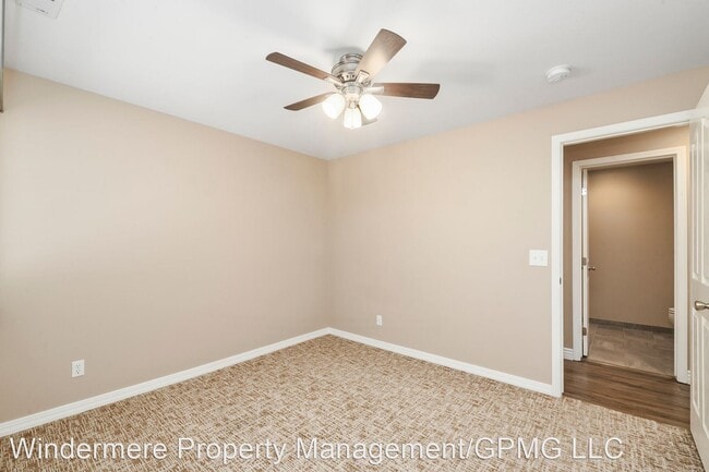 Building Photo - 2 br, 2 bath House - 5170 S. Surprise  Wy ...