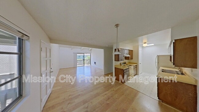 Building Photo - 29 Dearborn Pl