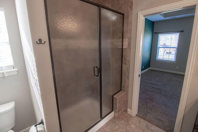 Building Photo - 7407 Pemberton Dr