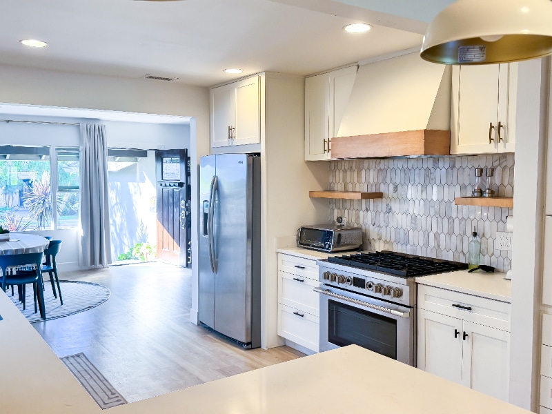 Building Photo - 406 S Irena Ave