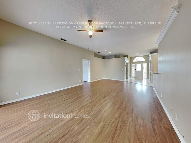 Building Photo - 13297 Emerald View Ct