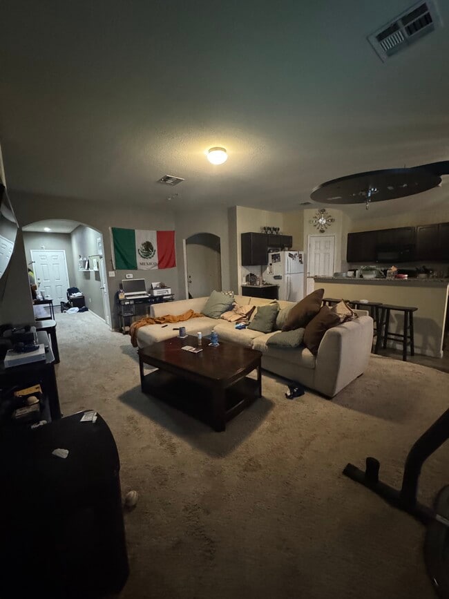Building Photo - 376 Musgrav
