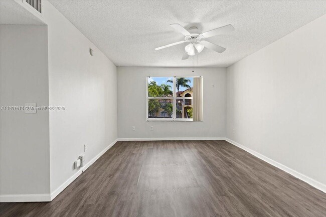 Building Photo - 5520 NW 61st St