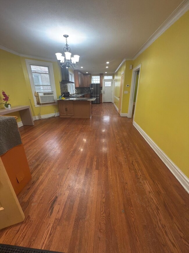 Building Photo - 6449 N Artesian Ave