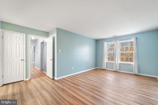 Building Photo - 1607 Hawthorne Ct