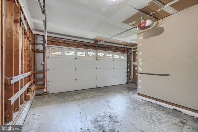 Building Photo - 8301 Whitebark Ct