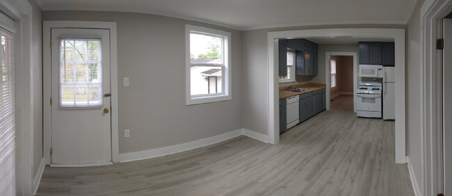 Building Photo - 19 Theresa Dr